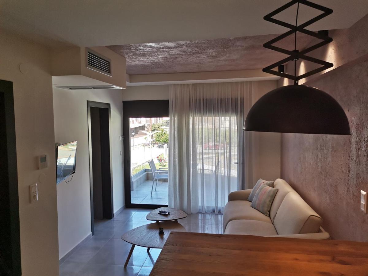 נאוס מרמרס Thetis Boutique Apartments מראה חיצוני תמונה