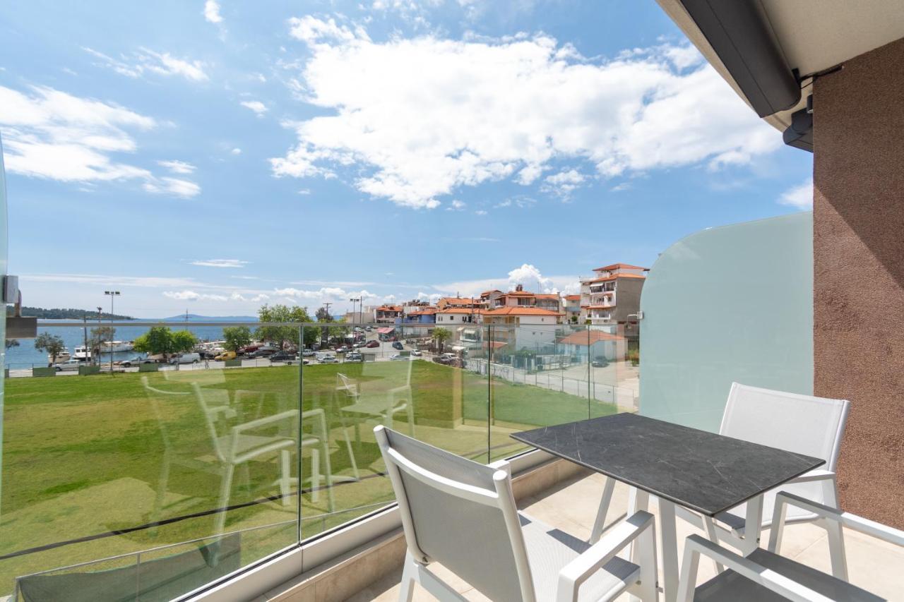 נאוס מרמרס Thetis Boutique Apartments מראה חיצוני תמונה
