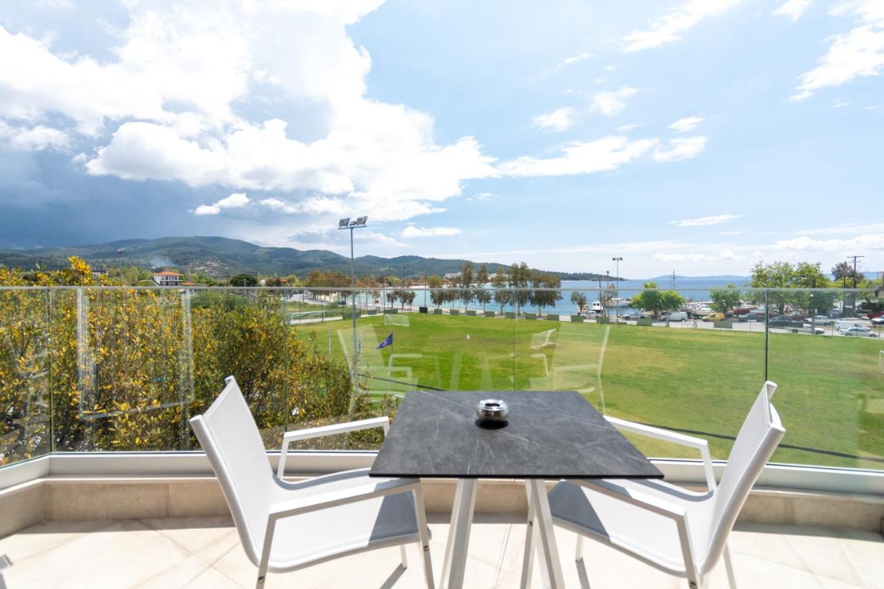נאוס מרמרס Thetis Boutique Apartments מראה חיצוני תמונה