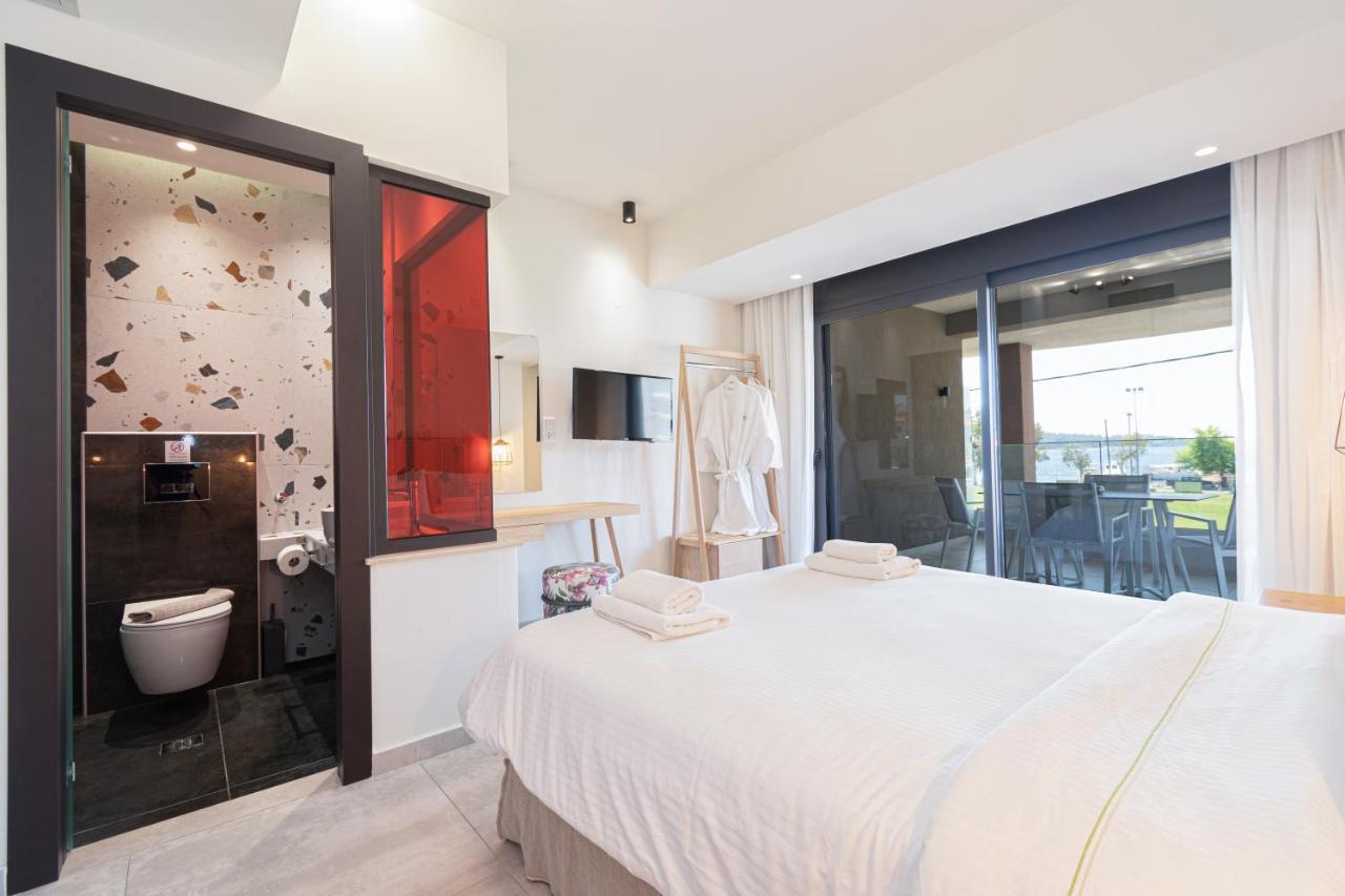 נאוס מרמרס Thetis Boutique Apartments מראה חיצוני תמונה