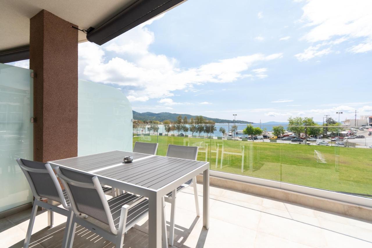 נאוס מרמרס Thetis Boutique Apartments מראה חיצוני תמונה