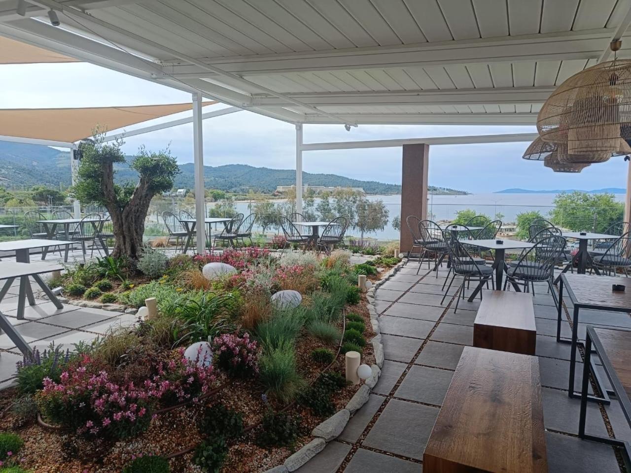 נאוס מרמרס Thetis Boutique Apartments מראה חיצוני תמונה